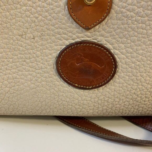 All Weather Leather Dooney & Bourke - Picture 3 of 10